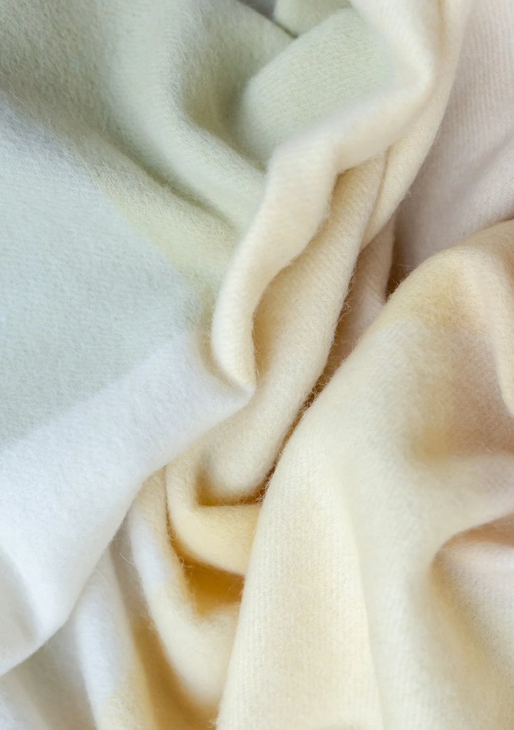 Babydecke aus reiner Lammwolle