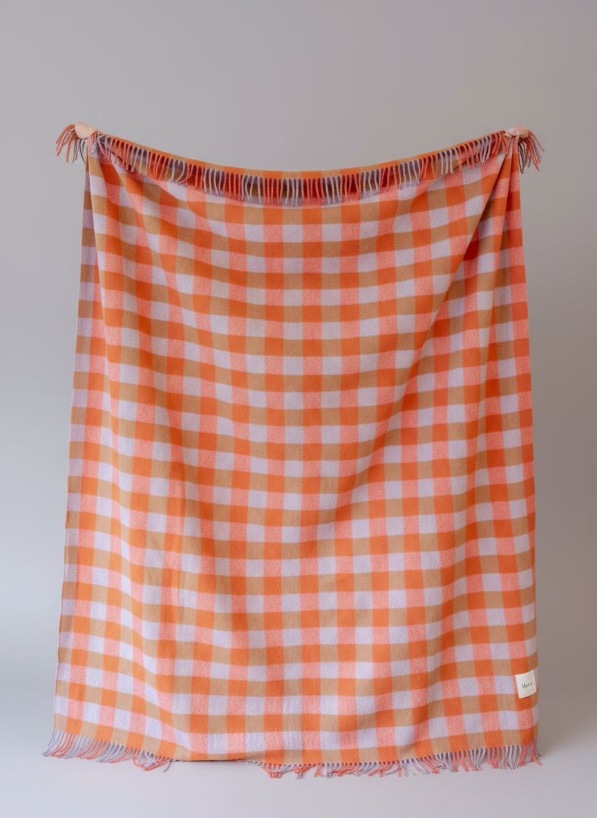 Decke aus recycelter Wolle